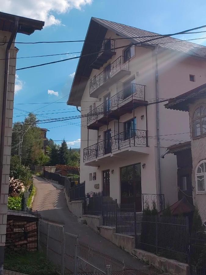 Pensiunea Io-Mara Vatra Dornei Buitenkant foto