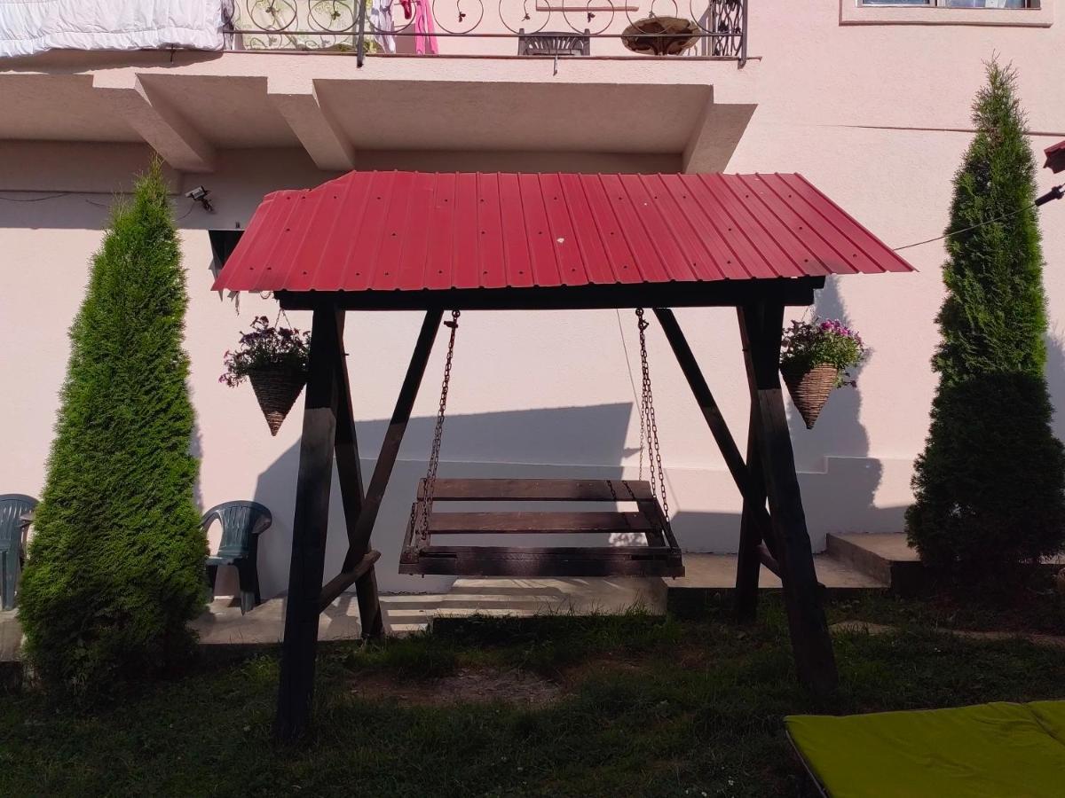 Pensiunea Io-Mara Vatra Dornei Buitenkant foto