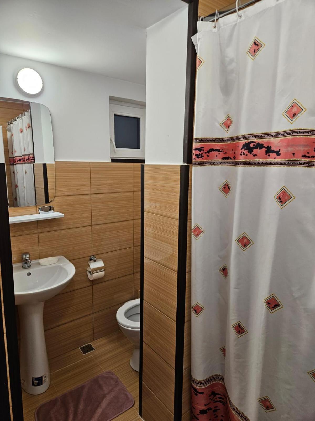 Pensiunea Io-Mara Vatra Dornei Buitenkant foto